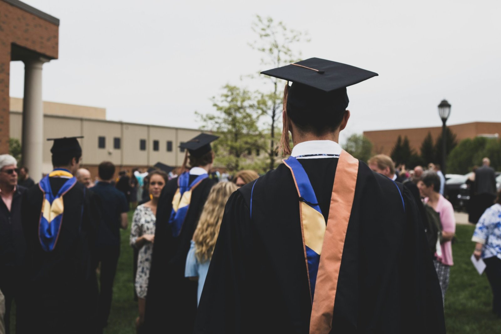 Undergraduate Scholarships in Australia